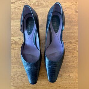 Liz Claiborne Flex Black Croc-Embossed Heels Size 8.5